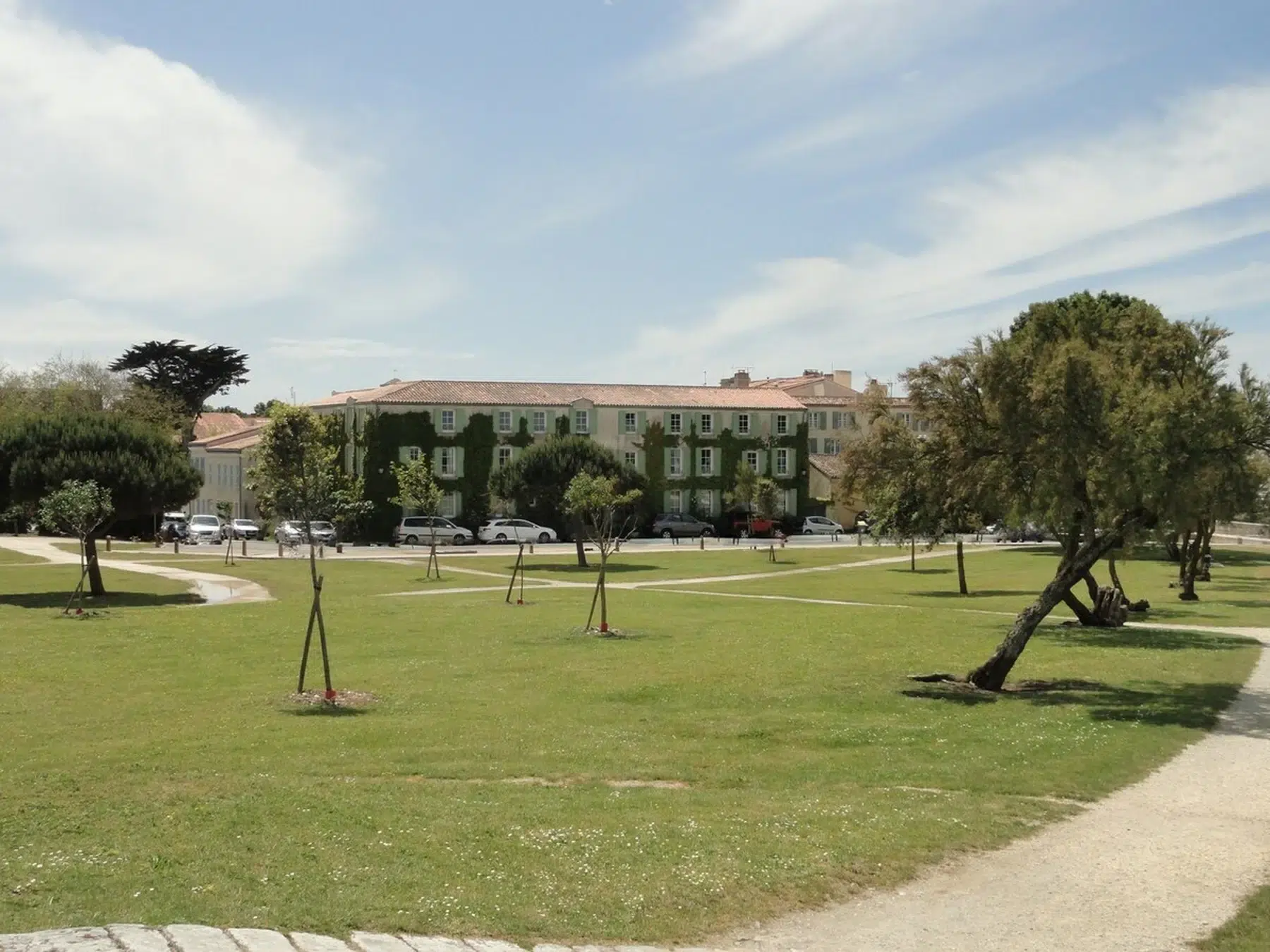 hotel galion ile de re parking