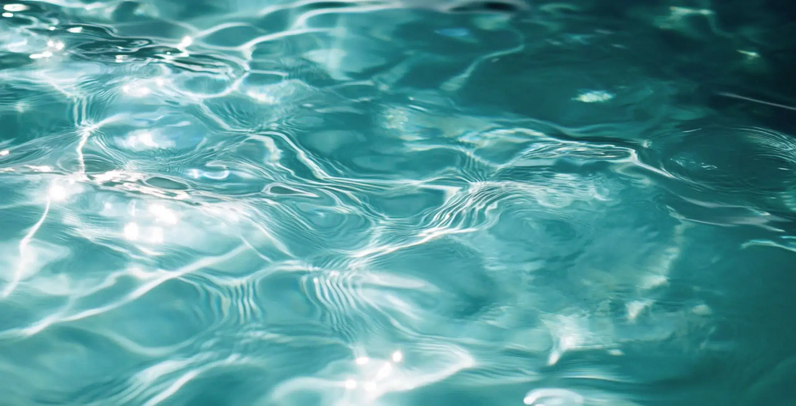 hotel galion ile de re piscine turquoise