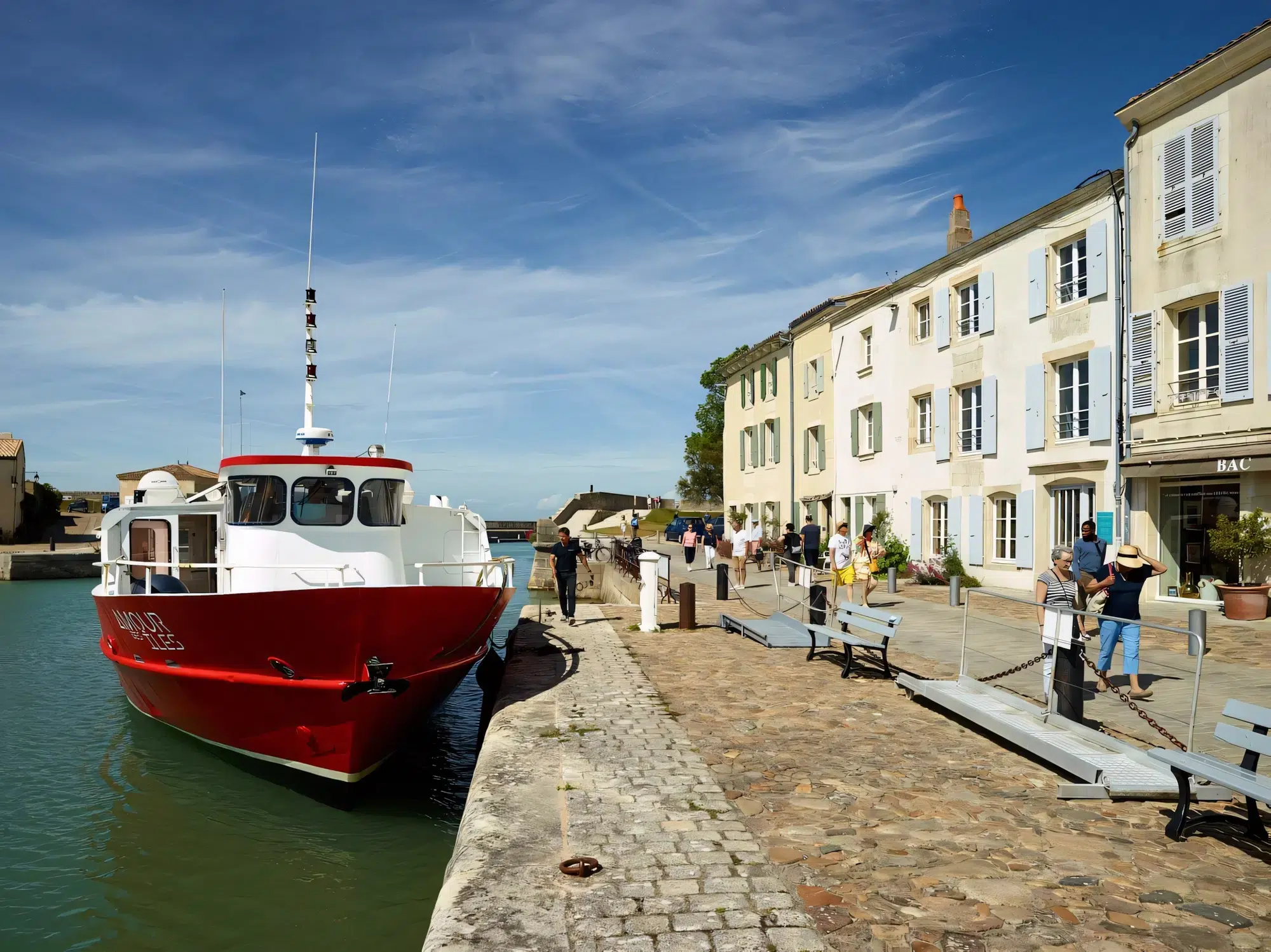 hotel le galion vue sur le port