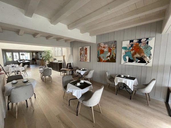 petit dejeuner le galion salle de restauration