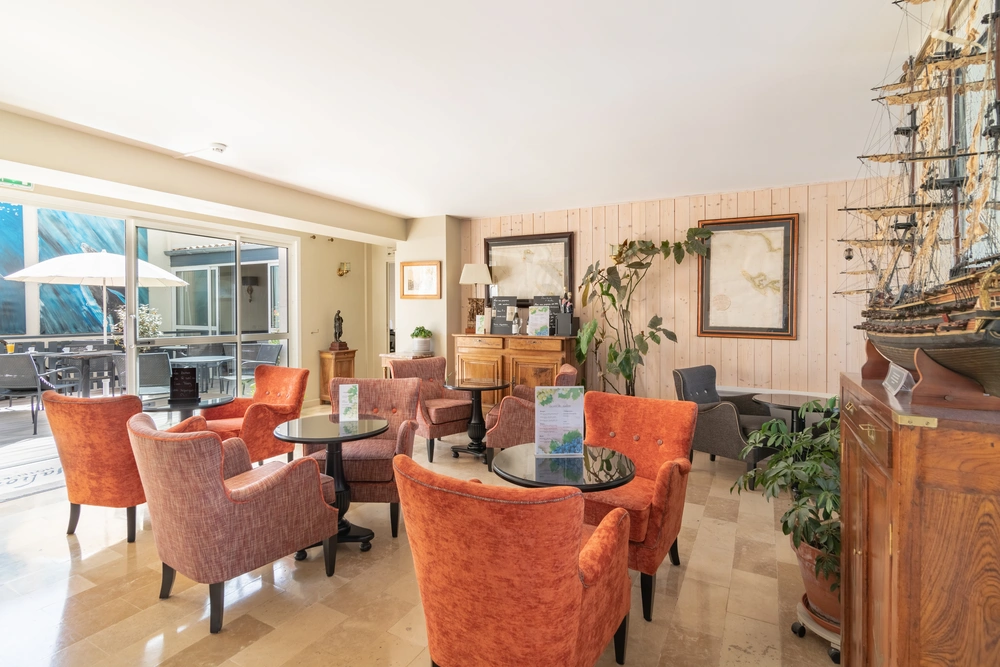 salon hotel le galion